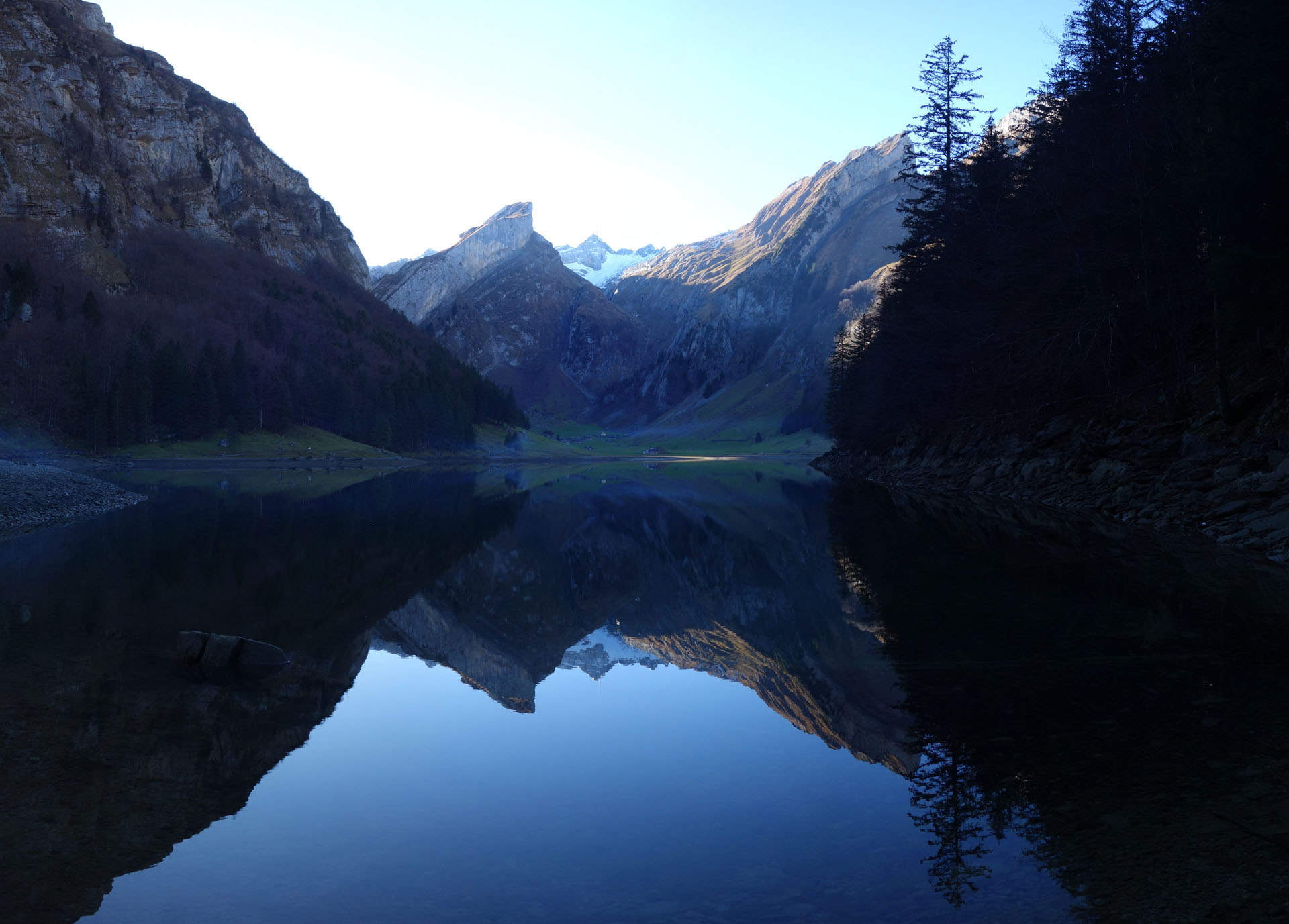 Dunkler Seealpsee