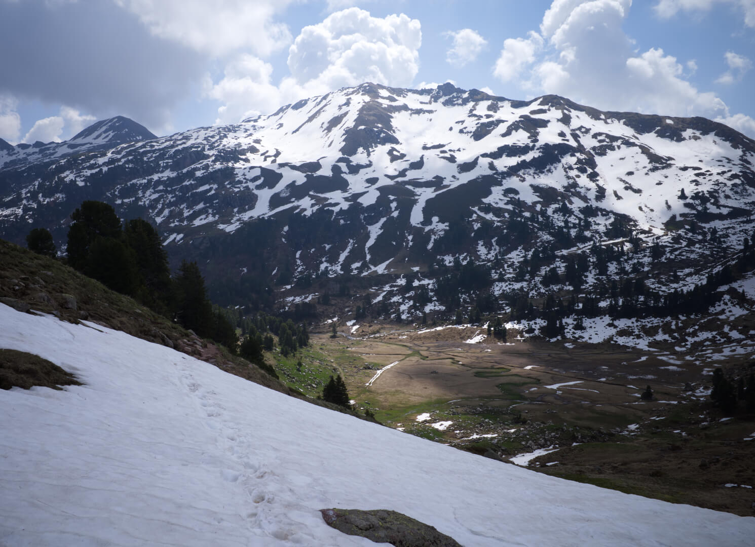 Frühlingswanderung im Schnee